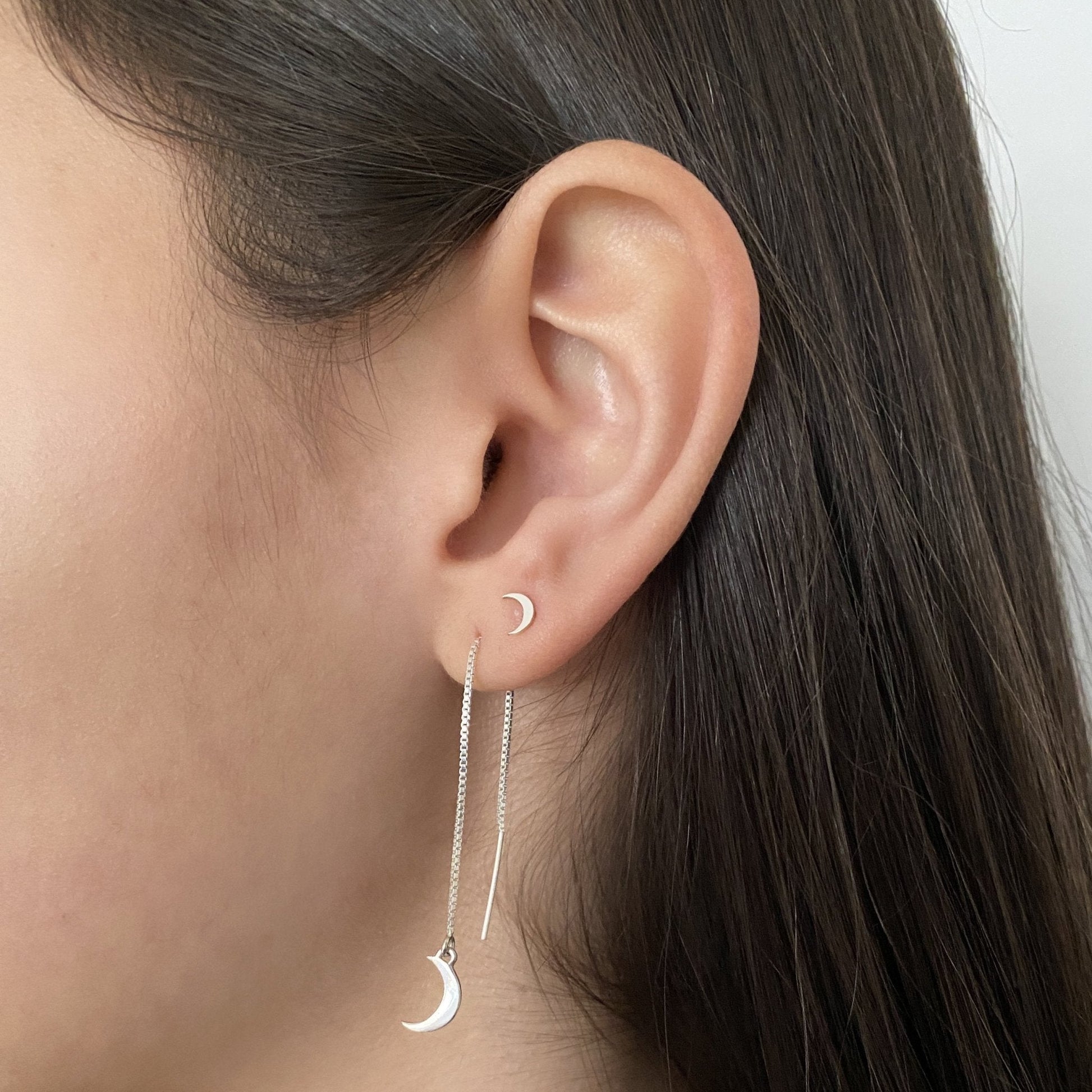 Silver Crescent Moon Earring (single earring) - Mazi New York Jewelry